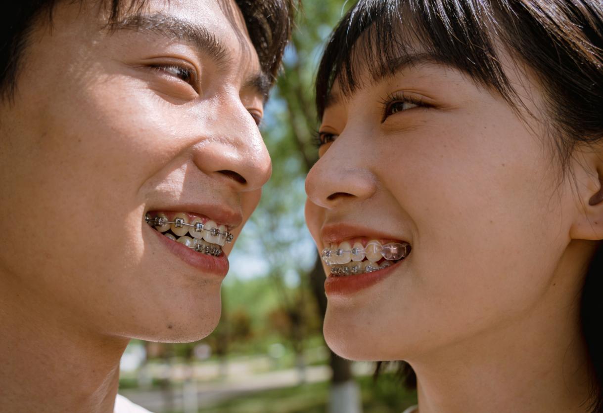 南京25岁矫正牙齿真的晚了吗？过来人告诉你可行的方法与时间