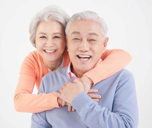 南京60多岁老人种牙到底要花多少钱?2026最新费用明细